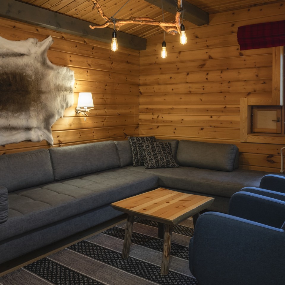 Harriniva Sauna Zimmer Couch